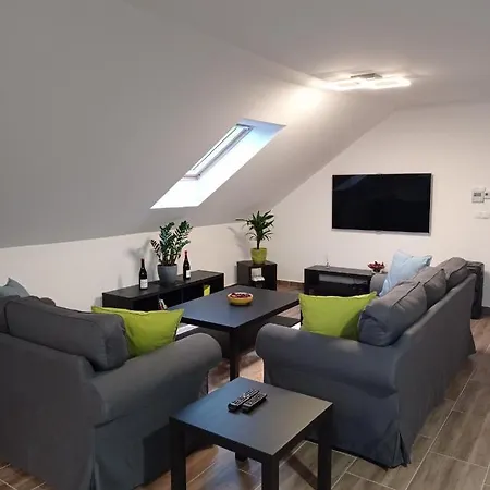 Morocz Apartment