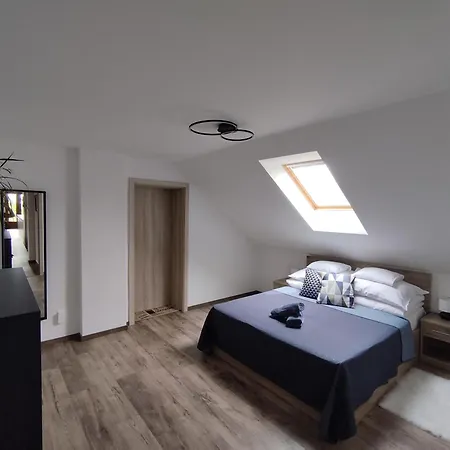 Morocz Apartment *